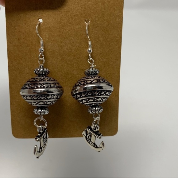 Silver Toned Globe and Anchor Dangle Earrings - Picture 4 of 7